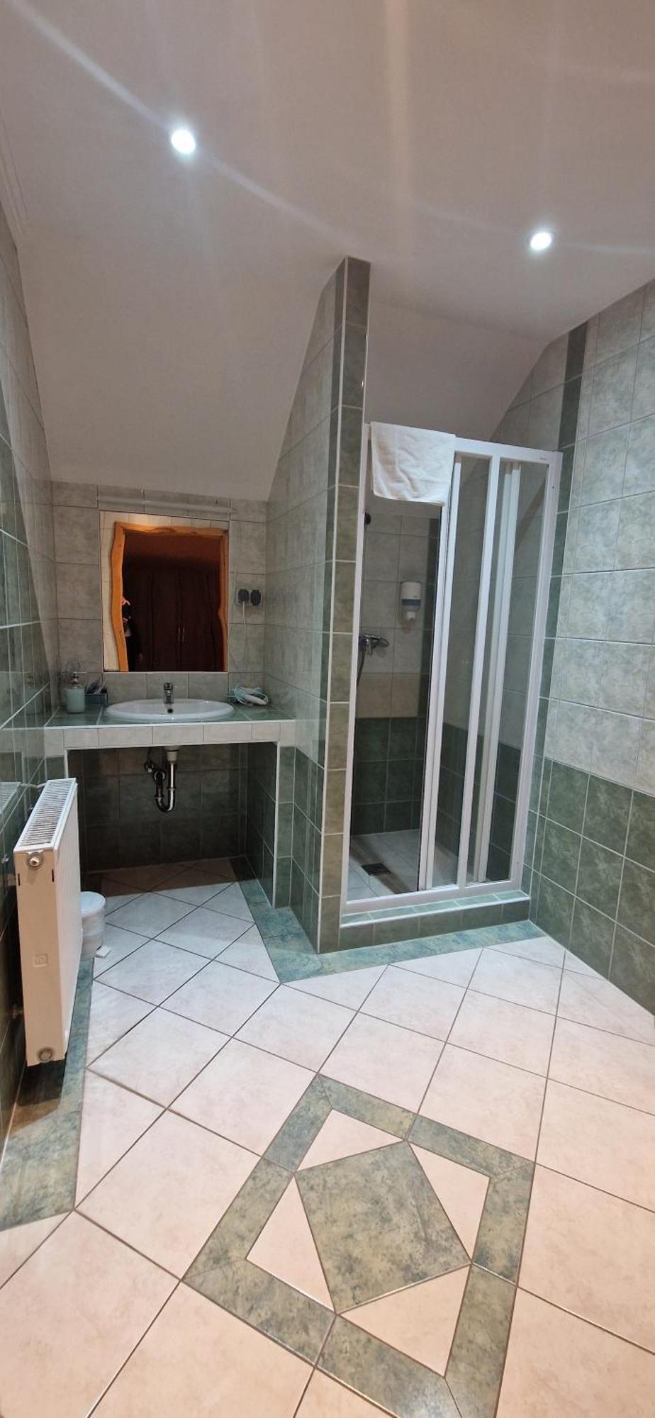 Hotel Patonai Fertőd Eksteriør bilde